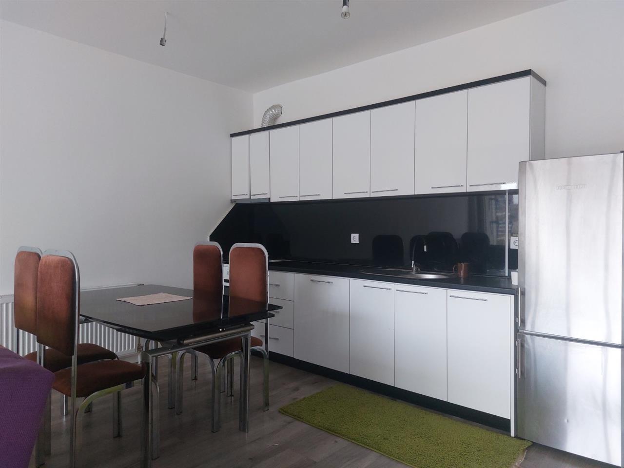 Banes me qira ne lagjen Prishtina e Re. 2