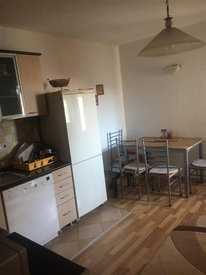 Banese me qera ne lagjen Bregu i Diellit. 4