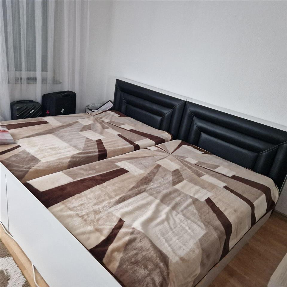 Banes me qera ne lagjen Dragodan. 4