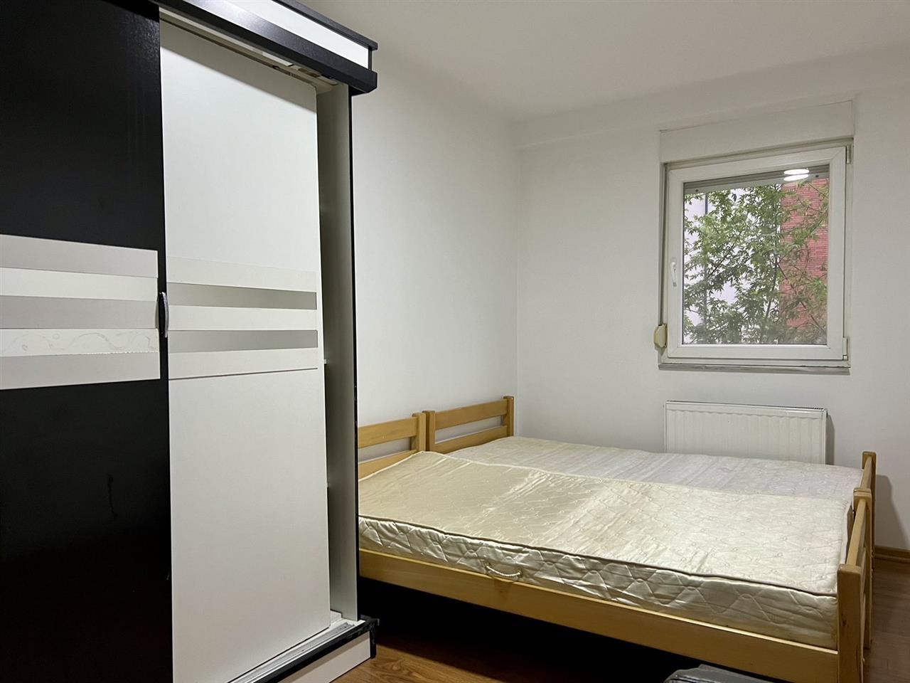 Banes me qera ne rrugen Muharrem Fejza. 4