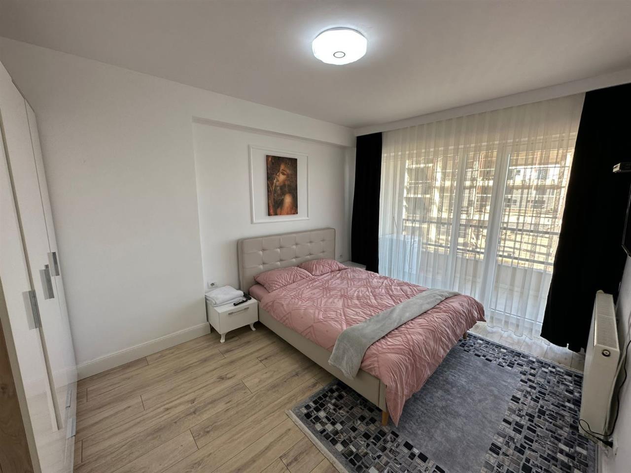 Penthouse me qera ne lagjen Mati 1. 4