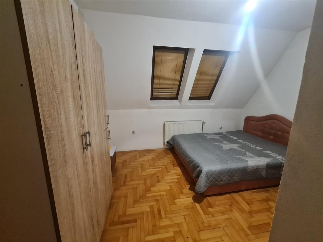 Banes me qera ne lagjen Bregu i Diellit. 4