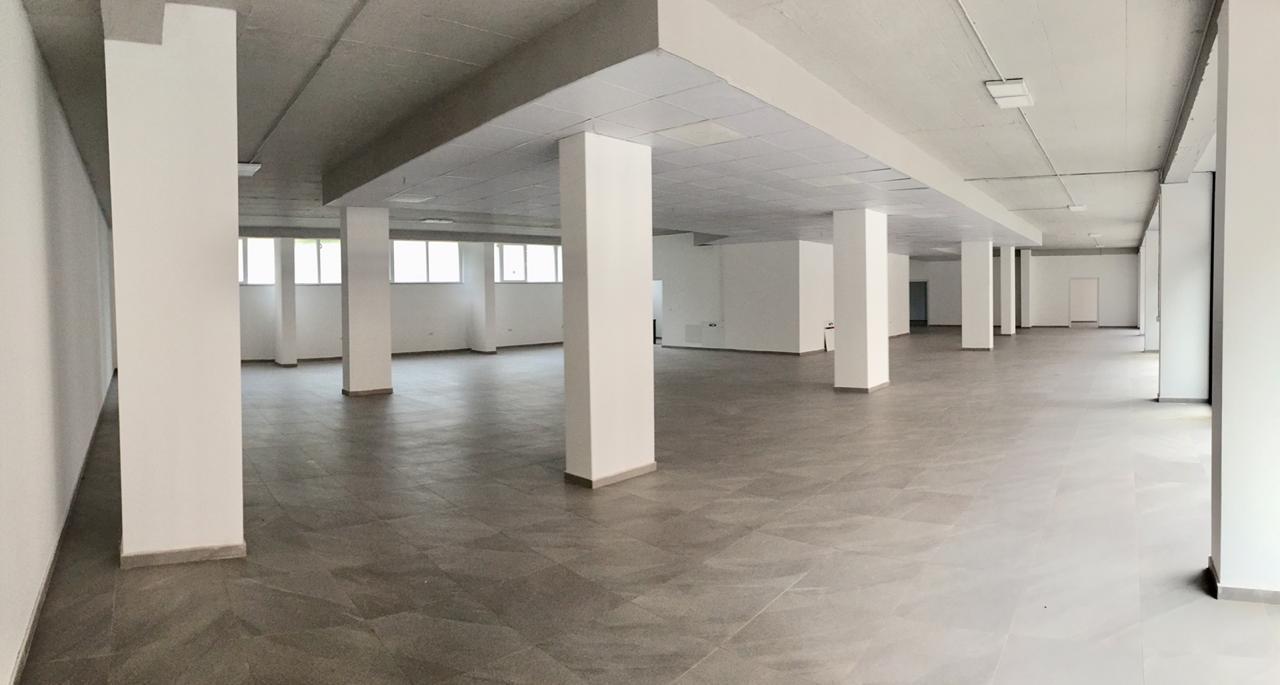 Lokal me qera 450m2 Mati 1