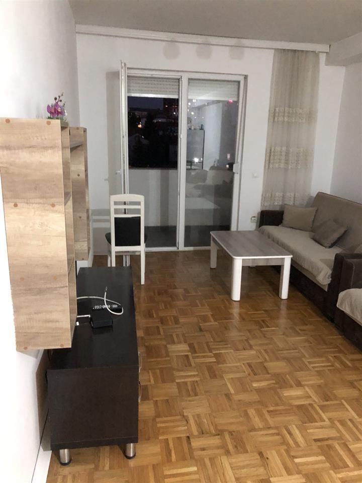 Banesa me qera te Parku i Qytetit.