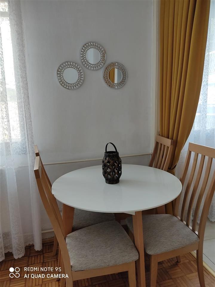 Banesa me qera tek Hotel Grandi. 4