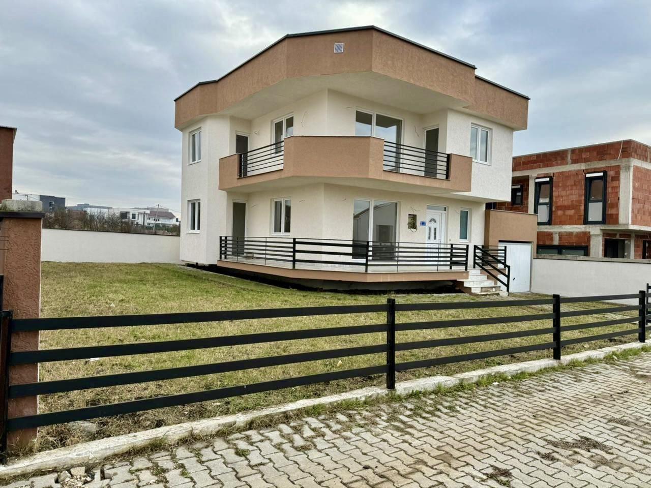 Shtepi ne shitje ne Çagllavicë . 3