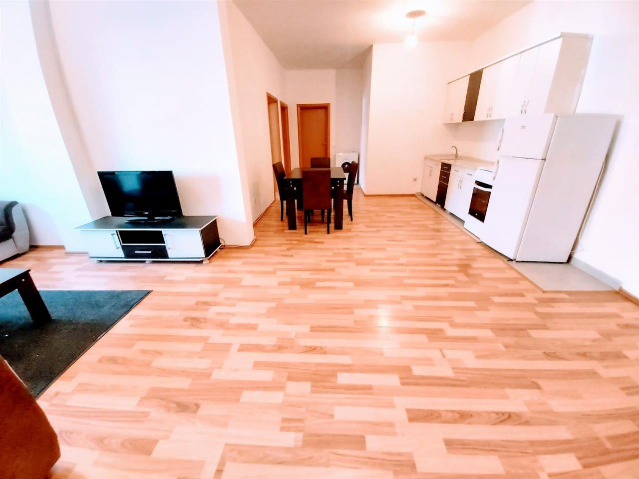 Banesa me qera ne lagjen Tophane. 2