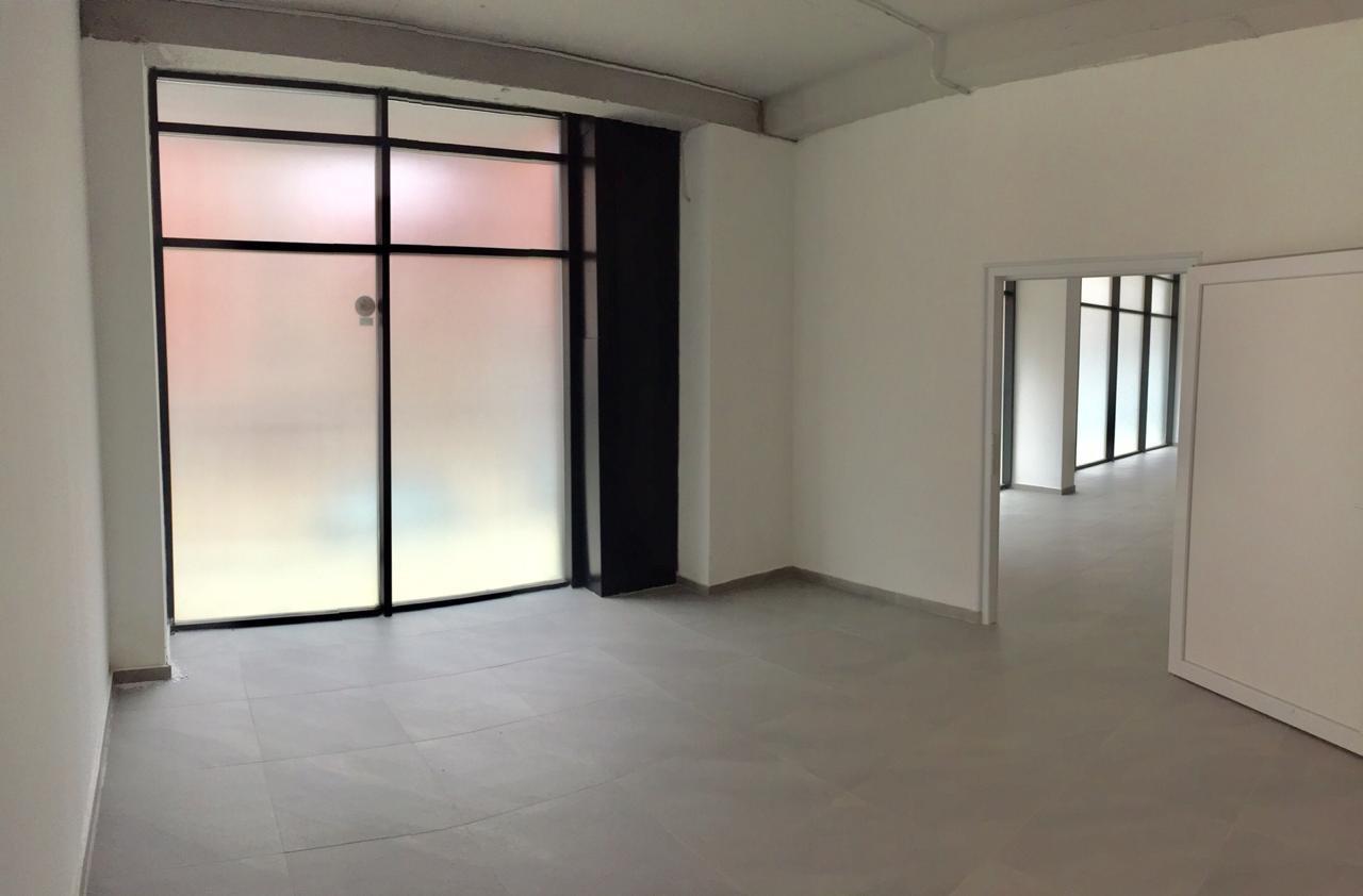 Lokal me qera 200m2 Mati 1 4