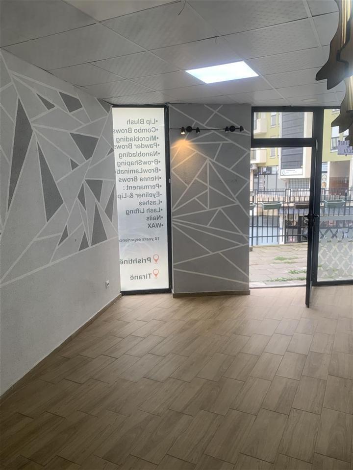 Lokal me Qira 20m2 - Rruga B 3
