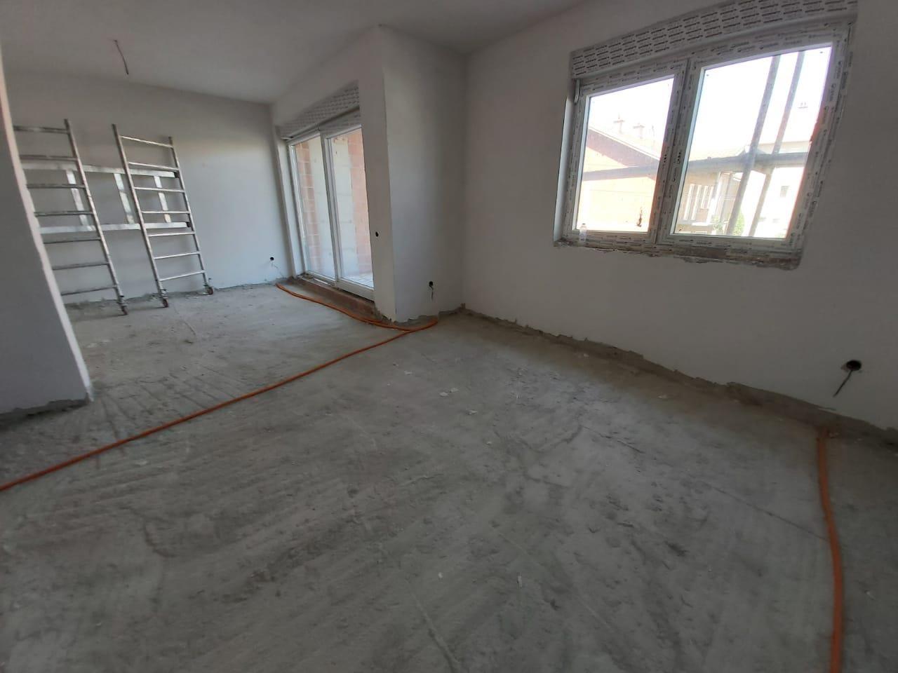 Banes ne Shitje Dragodan 3+1 120m2 3