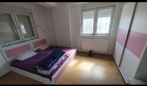 Banes me qera ne rrugen Muharre Fejza. 3
