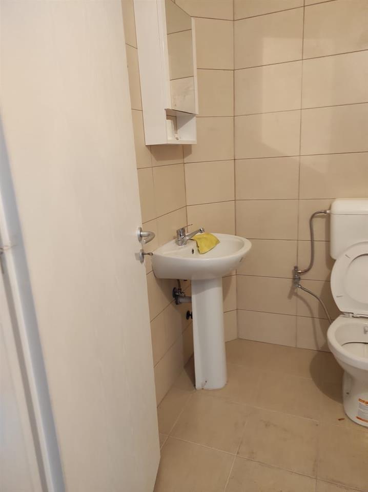Banes me qira ne Fushe Kosove 2+1 200 3