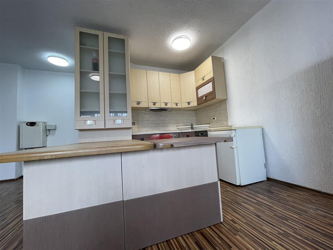 Penthouse Me Qera 3