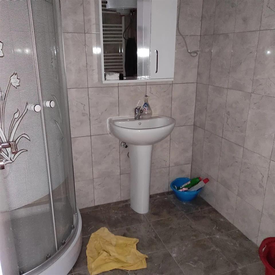 Banes me Qira ne Mati I