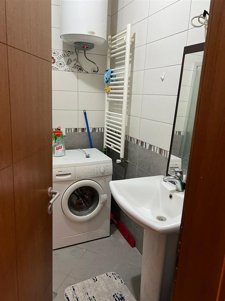 Banese me qera ne rrugen Muharrem Fejza.