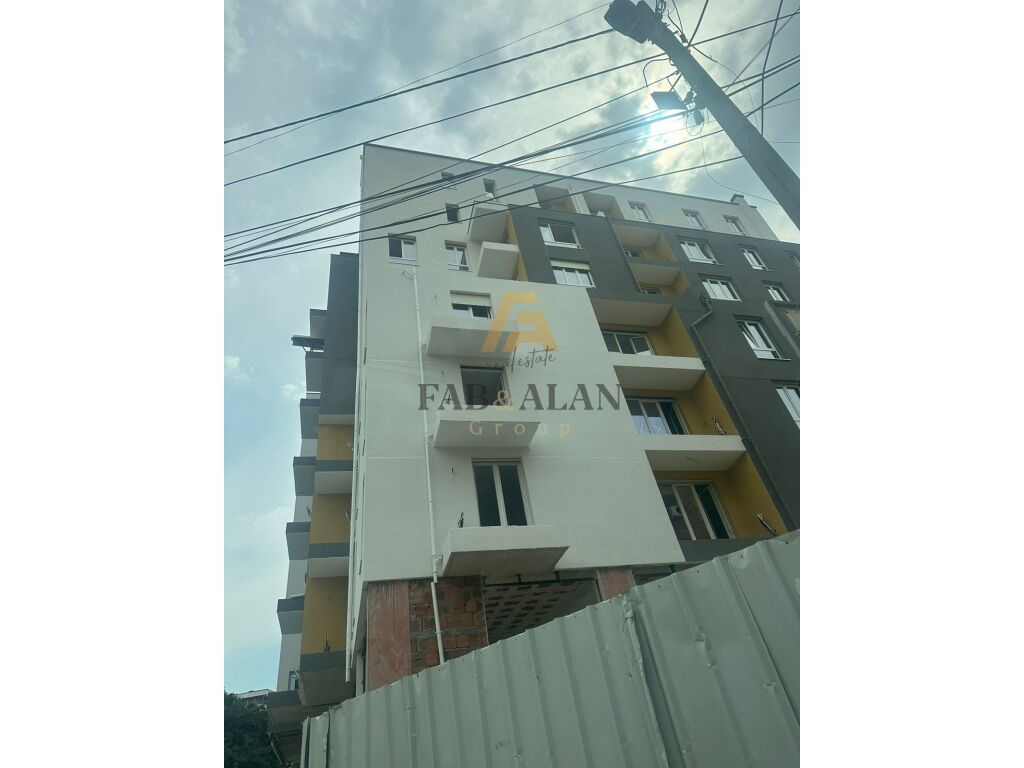 APARTAMENT 2+1 PER SHITJE ALI DEMI! 1