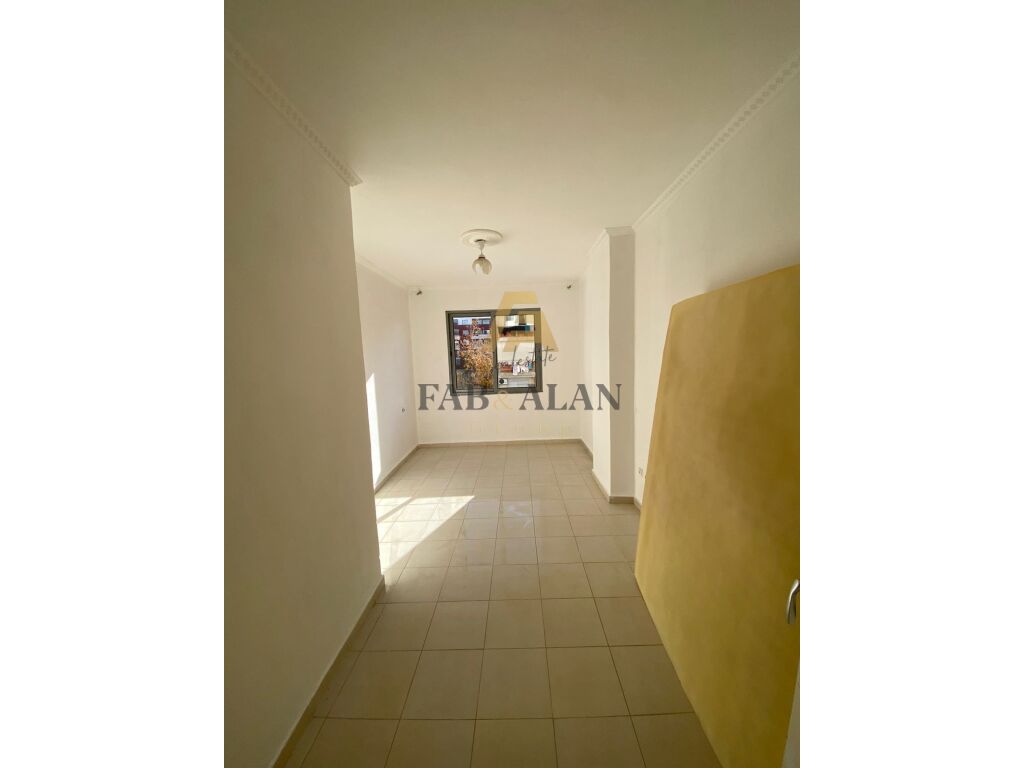 NE MISTO MAME SHITET APARTAMENT 2+1!
