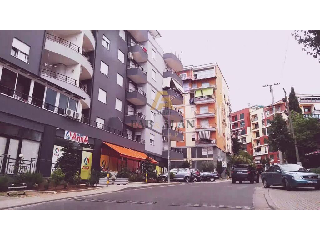 TEK QESARAKJA NE FRESK, APARTAMENT 1+1 PER SHITJE!