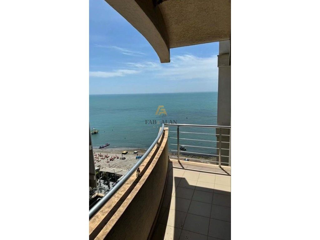 TEK CURRILAT NE DURRES APARTAMENT 2+1+2 PER SHITJE!