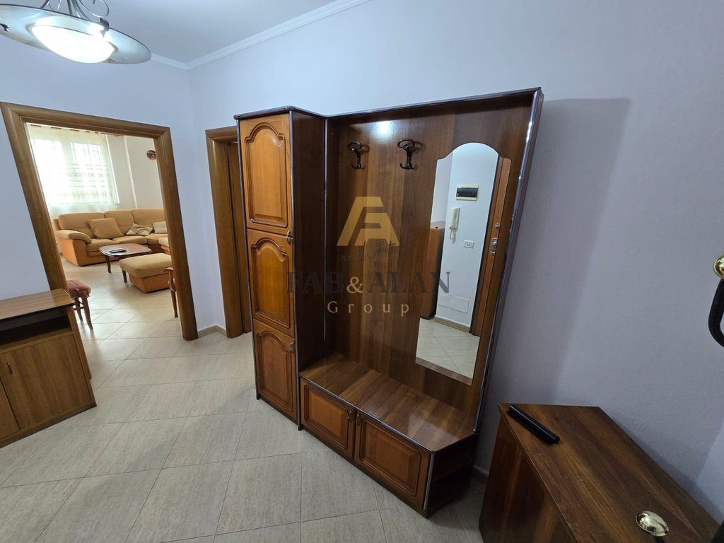 TE STACIONI I TRENIT NE DURRES APARTAMENT 2+1 PER SHITJE! 4