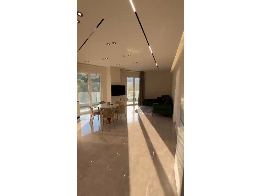 SHITET APARTAMENT LUKSOZ 2+1+2 NË RANA E HEDHUN, SHËNGJIN