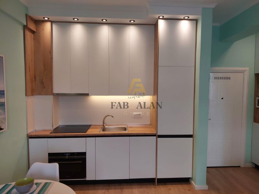 NE ORIKUM SUPER APARTAMENT 1+1 PER SHITJE! 2