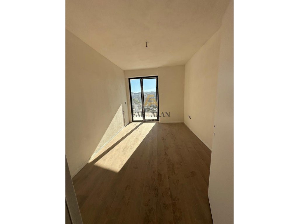 APARTAMENT PER SHITJE KOMPLEKSI TURDIU 2+1+2 ISH FUSHA AVIACIONIT