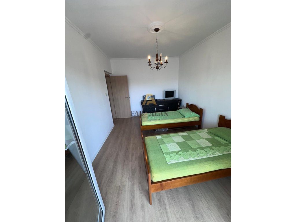 TEK RRUGA BARDHYL APARTAMENT 2+1 PER SHITJE! 3