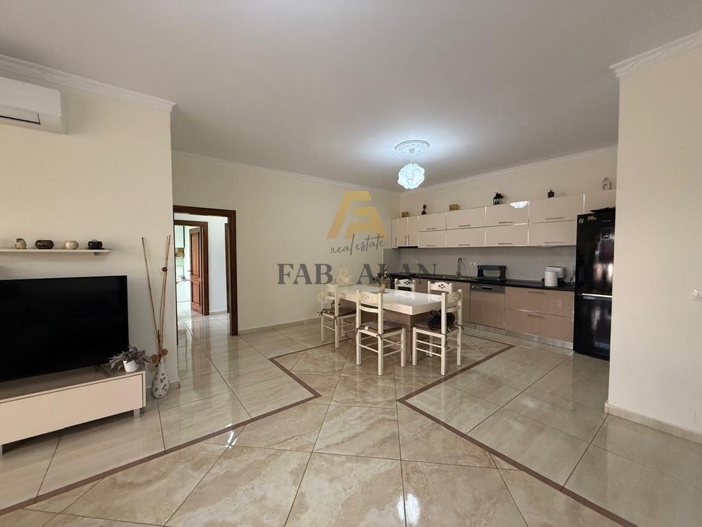 SHITET APARTAMENT 3+1+2+2 BALLKONE TEK LIQENI ARTIFICIAL TIRANE 2