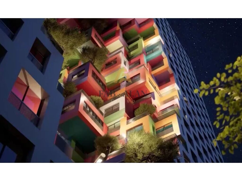 TEK TIRANA BOULEVARD, BULEVARDI I RI, APARTAMENT 1+1 PER SHITJE!