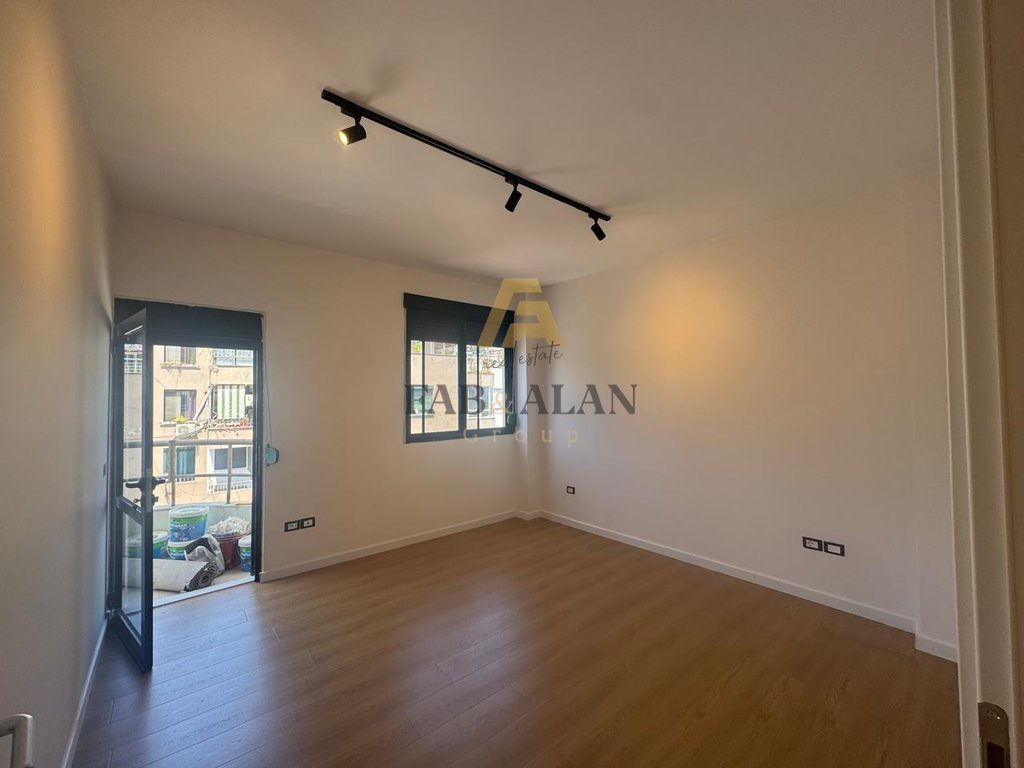 NE VOLLGA APARTAMENT 2+1 PER SHITJE ME PAMJE NGA DETI! 4