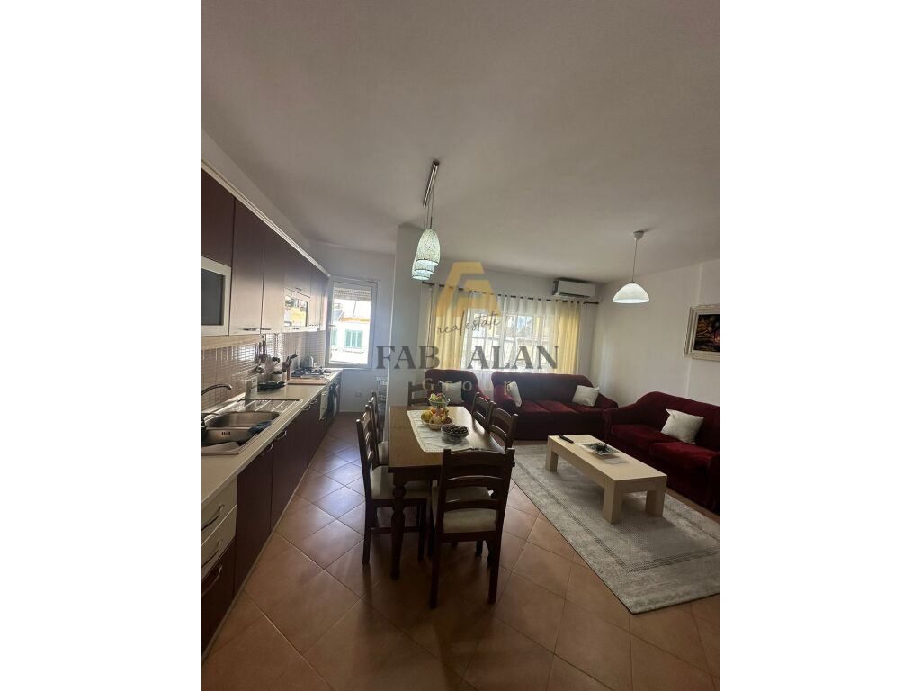 APARTAMENT 2+1+2 PER SHITJE TE KOPSHTI BOTANIK ! 4