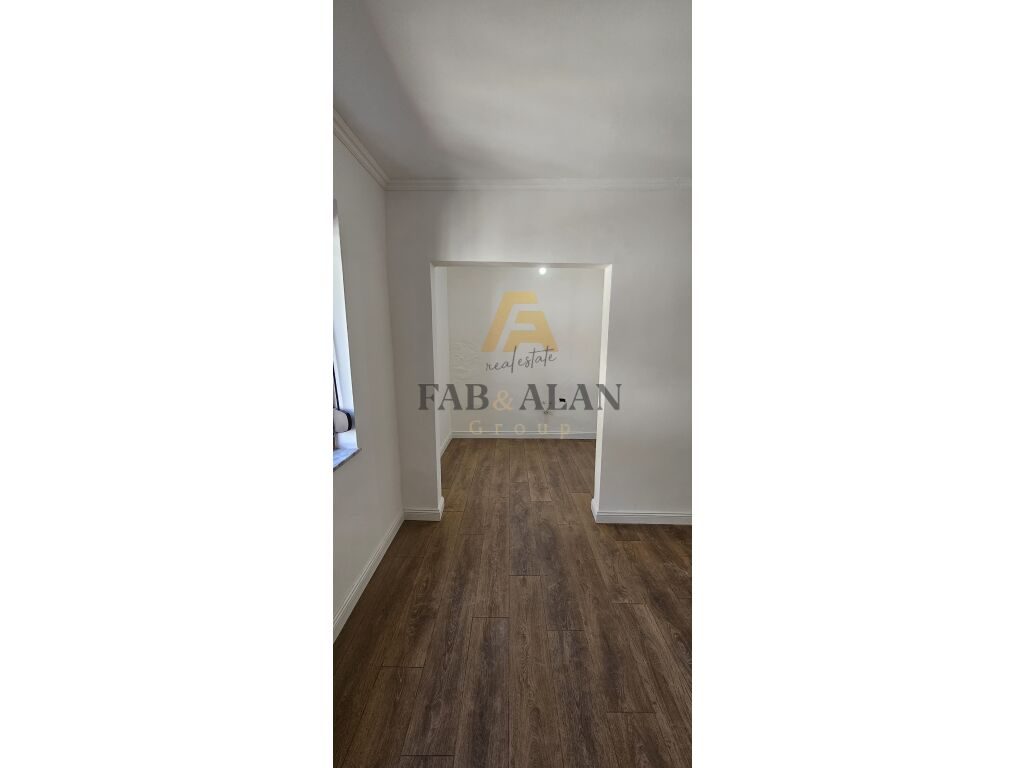 TE RRUGA BARDHYL APARTAMENT 3+1 PER SHITJE! 3