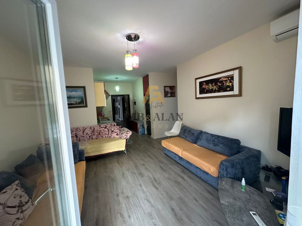 APARTAMENT 1+1 PER SHITJE TE MALI I ROBIT