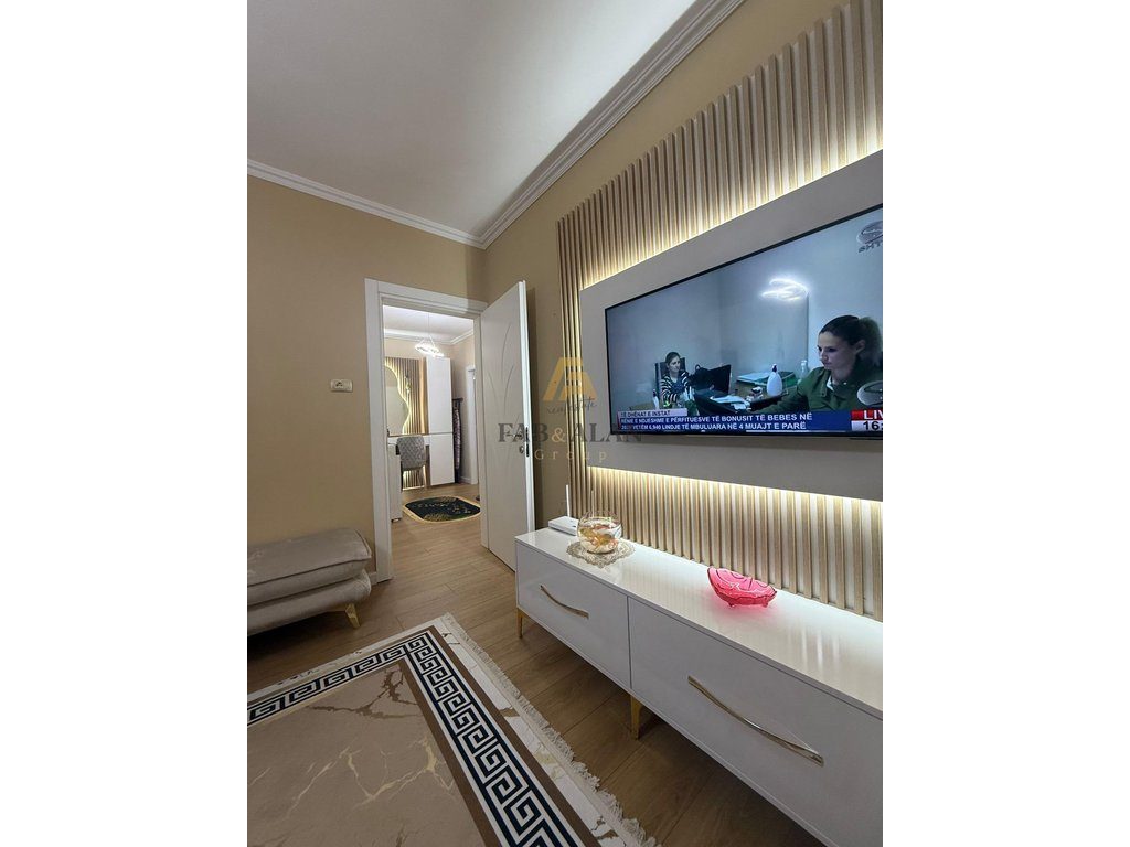 NE PORCELAN PAS U.E.T APARTAMENT 1+1 PER SHITJE! 3