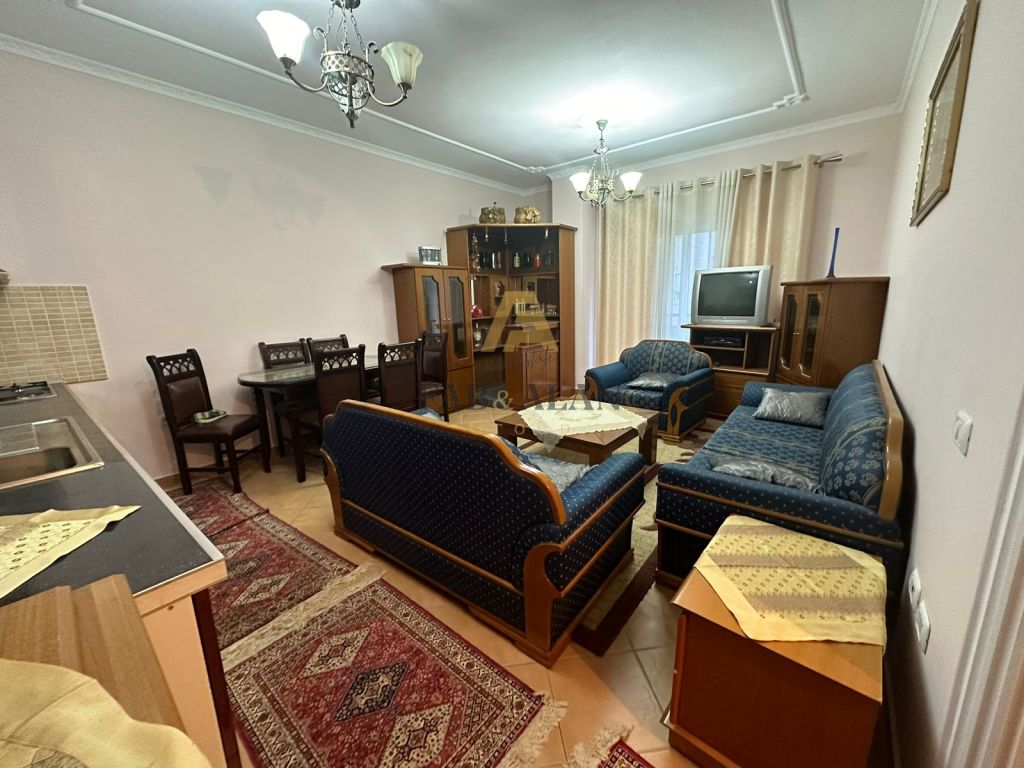 APARTAMENT 1+1 PER SHITJE NE FRESK 3