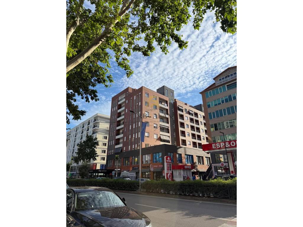NE KAMEZ PERBALLE OSLO APARTAMEN 2+1+2 PER SHITJE! 1