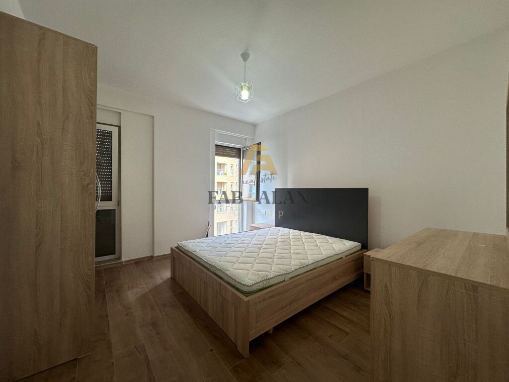 TEK ISH PROFARMA APARTAMENT 3+1+2 PER SHITJE! 4