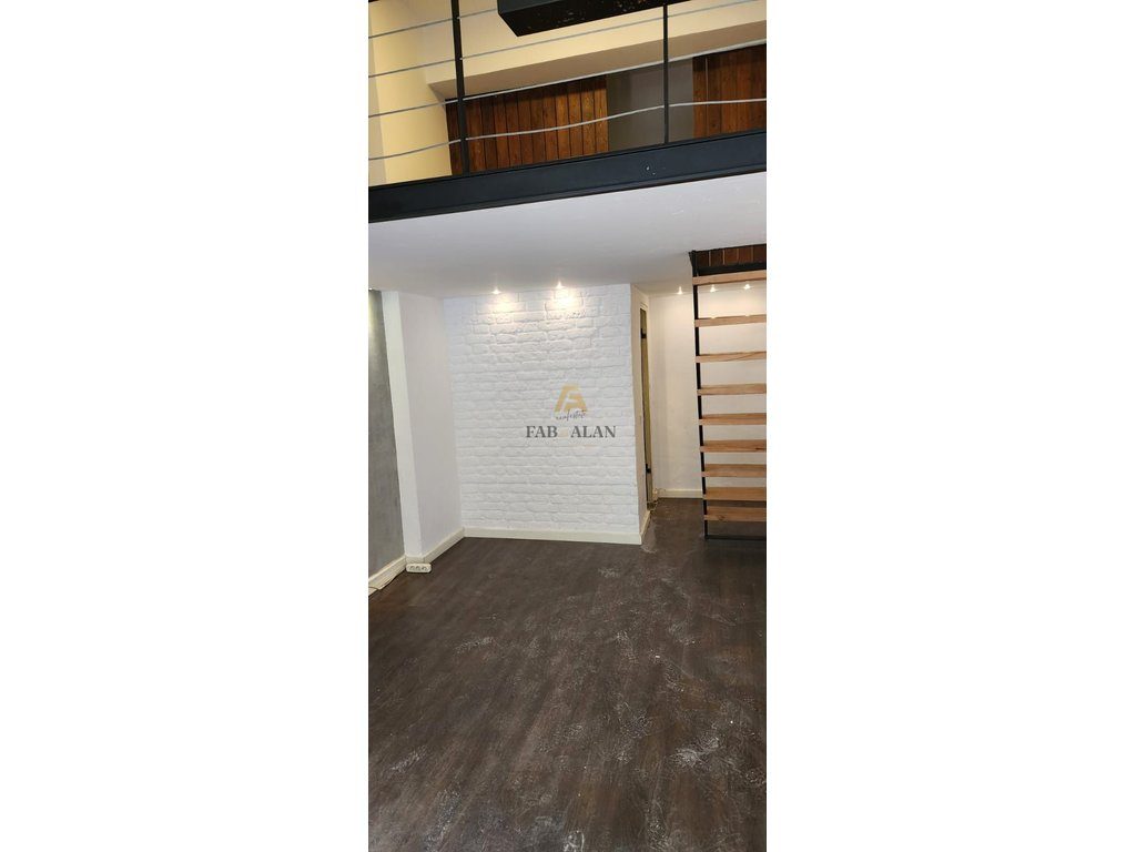 Duplex Për Shitje në Rruga Barrikadave, Tirana - 64,000€ | 20 m²