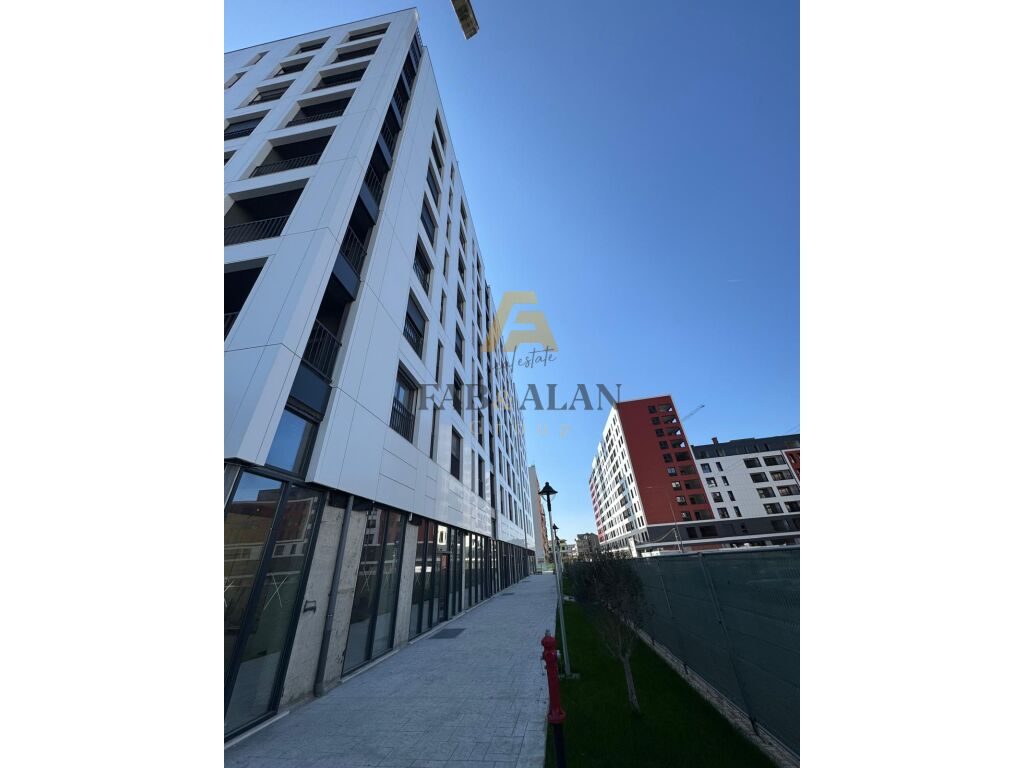 TEK BULEVARDI I RI SUPER APARTAMENT 2+1+2 PER SHITJE!