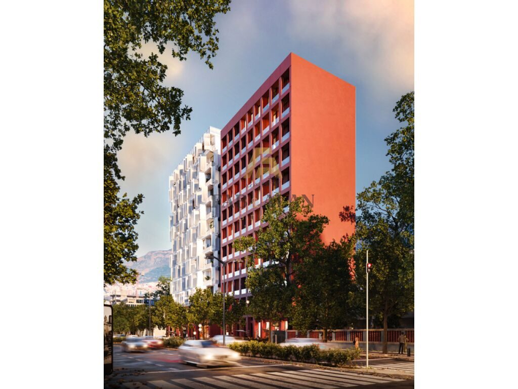 OFROJME APARTAMENT 2+1+2 PER SHITJE TE STACIONI I TRENIT! 4