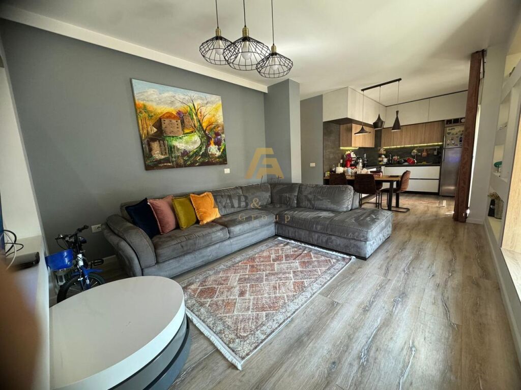 SUPER APARTAMENT 2+1+2 TEK ALI DEMI PER SHITJE!!!