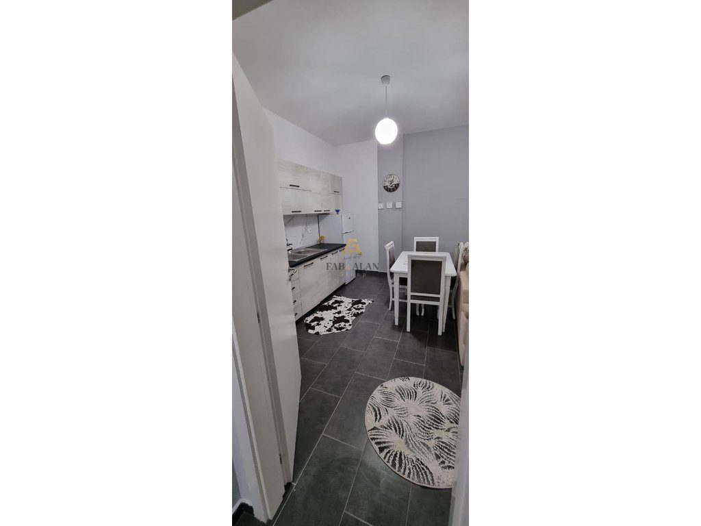 Jepet me qera hyrje e kompletuar 1+1 Fresk 80 m2 38 000lek 3