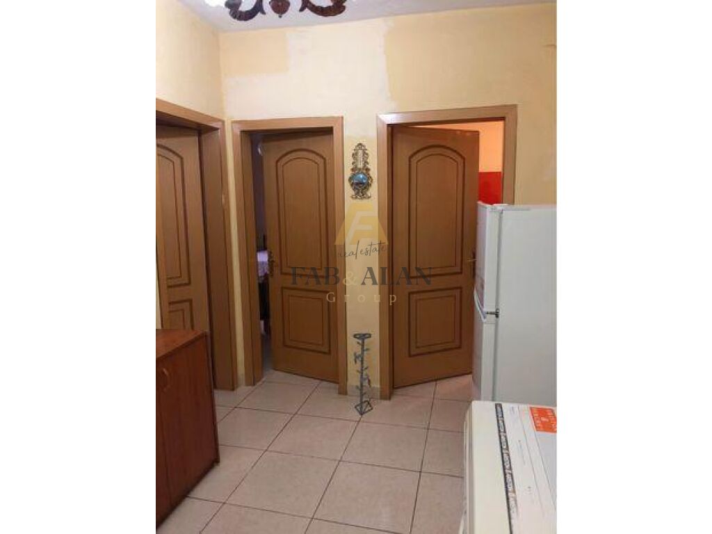 TEK ISH PARKU APARTAMENT 2+1 PER SHITJE! 2