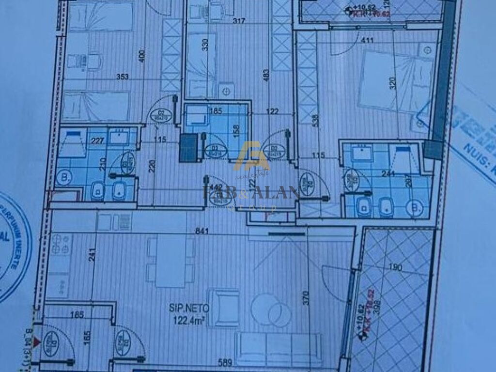 OKAZION!!!
TEK GENER 2 BULEVARDI I RI, APARTAMENT 3+1+3 PER SHITJE! 3