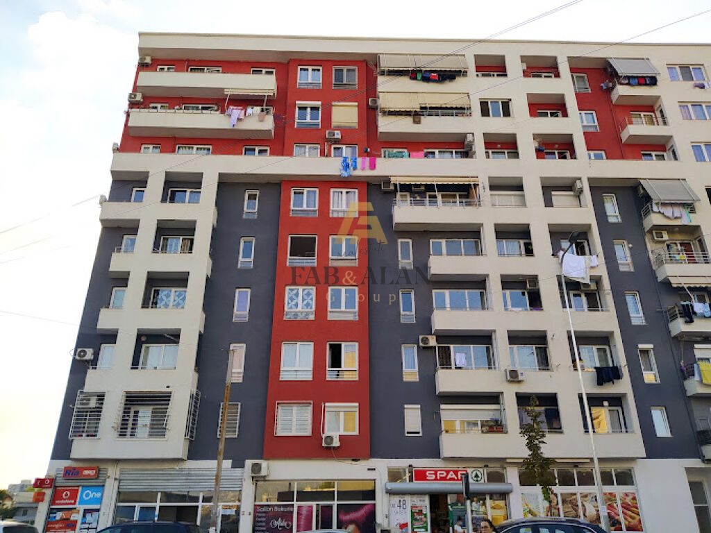 NE ASTIR TEK SPAR APARTAMENT 2+1+2+VERANDE PER SHITJE! 1