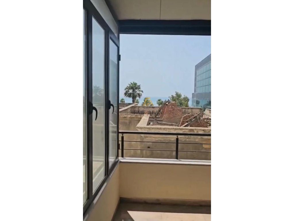 TEK VOLLGA NE DURRES APARTAMENT 3+1+2 PER SHITJE! 3