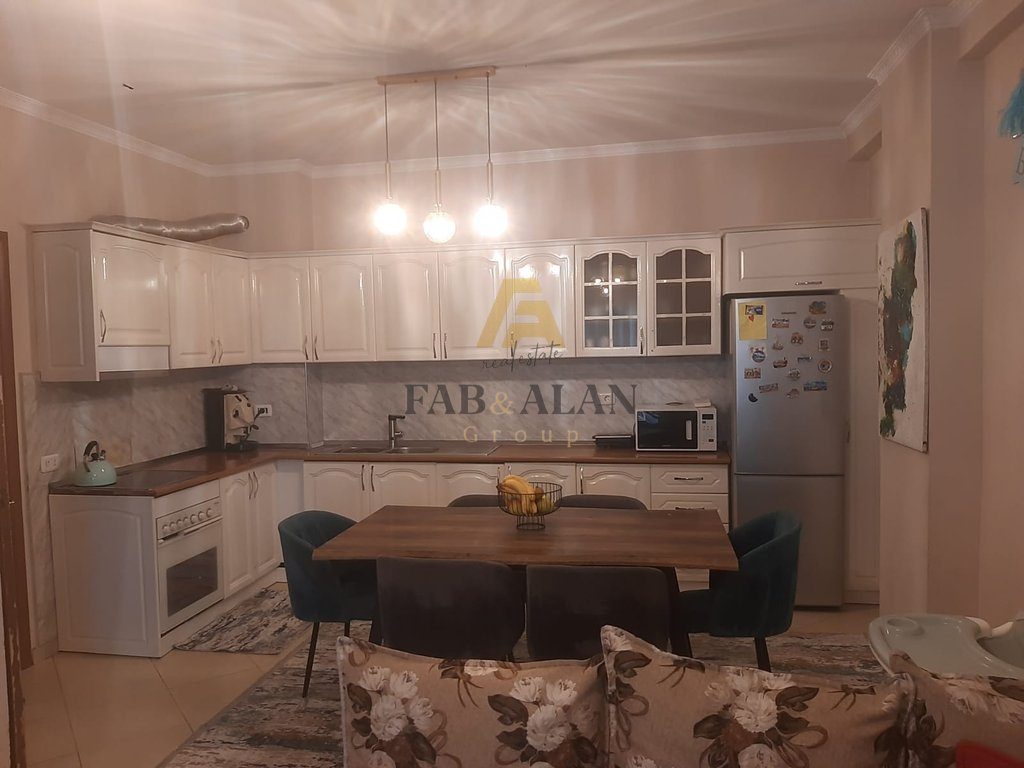 🏡 Shitet Apartament 2+1 – Zona e 3-Shit 2