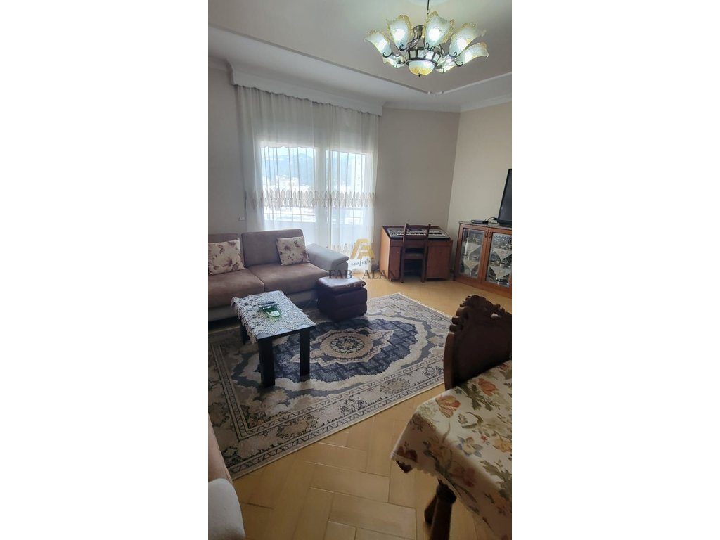 NE VLORE 3+1 TEK BULEVARDI ISMAIL QEMALI! 2