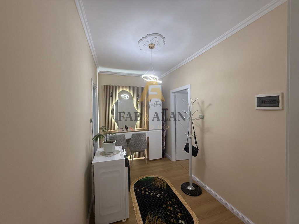 NE PORCELAN PAS U.E.T APARTAMENT 1+1 PER SHITJE! 2